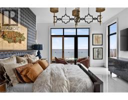 711 BEACH Boulevard - 20