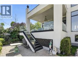 711 BEACH Boulevard - 37