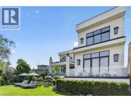 711 BEACH Boulevard - 40