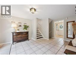 107 CLARENCE Avenue - 15