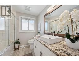 107 CLARENCE Avenue - 24