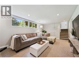 107 CLARENCE Avenue - 29