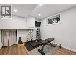 107 CLARENCE Avenue - 31