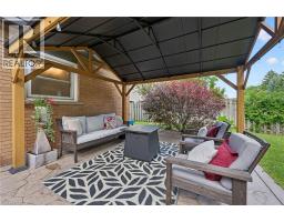 107 CLARENCE Avenue - 35