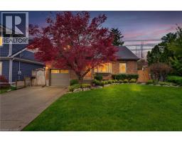 586 WOODLAND Avenue - 2