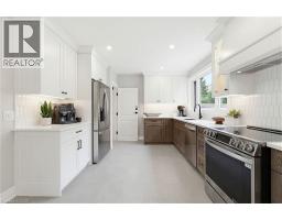 586 WOODLAND Avenue - 8