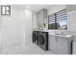 2 CURRIE Drive - 16