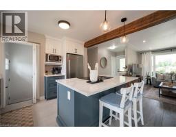 9 KINGSLEA Drive - 18