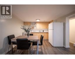 9 KINGSLEA Drive - 30