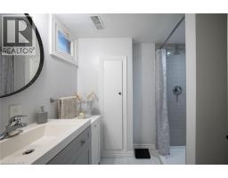 9 KINGSLEA Drive - 40