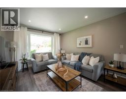 9 KINGSLEA Drive - 8
