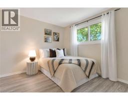 98 BELWOOD Crescent - 21