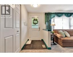 98 BELWOOD Crescent - 7