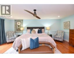 34 HOWARD Boulevard - 30