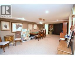 34 HOWARD Boulevard - 44