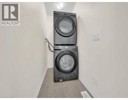 76 GRASSBOURNE Avenue - 40