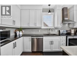 87 ANASTASIA Boulevard - 18