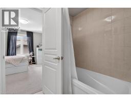 87 ANASTASIA Boulevard - 32