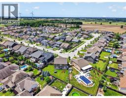 87 ANASTASIA Boulevard - 46