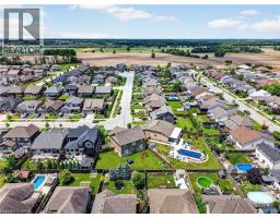 87 ANASTASIA Boulevard - 47
