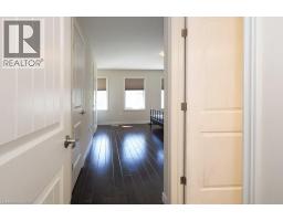 18 ROBERT PEEL Road - 17