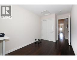 18 ROBERT PEEL Road - 24