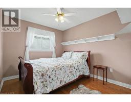 6 THEODORE Drive - 17