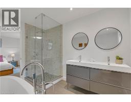 1471 PICKWICK Drive - 23