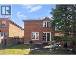 1471 PICKWICK Drive - 27