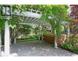 122 LISONALLY Court - 12