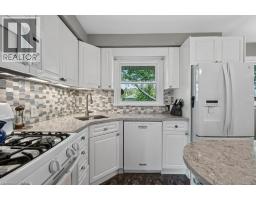 15 ROXANNE Drive - 14