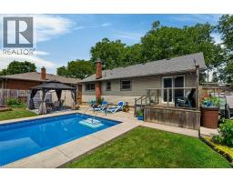 15 ROXANNE Drive - 27