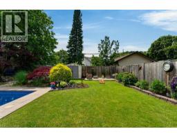 15 ROXANNE Drive - 30