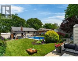 15 ROXANNE Drive - 31
