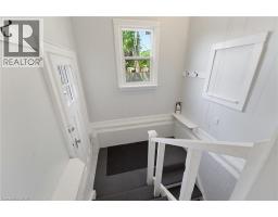 1 BYRON Place - 16