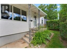 1 BYRON Place - 3