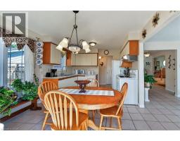 26 MCMASTER Drive - 16