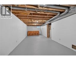 26 MCMASTER Drive - 40
