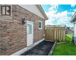 26 MCMASTER Drive - 42
