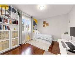 173 RAYMOND Road - 25