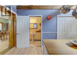 76 JACOB Street E - 16