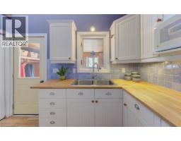 76 JACOB Street E - 18