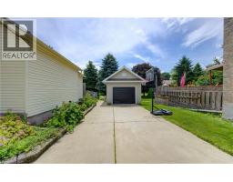 76 JACOB Street E - 30