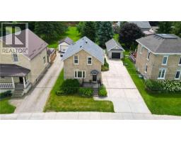 76 JACOB Street E - 40