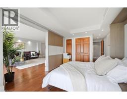 460 QUEENS QUAY Way UnitNo. 803E - 30