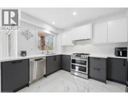 1194 QUEEN VICTORIA Avenue - 16