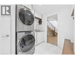 1194 QUEEN VICTORIA Avenue - 20