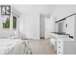 1194 QUEEN VICTORIA Avenue - 28