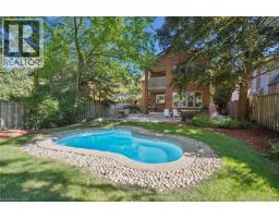1194 QUEEN VICTORIA Avenue - 45