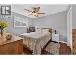 15 FULLER Drive - 23
